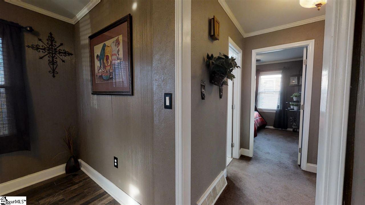 3011 Cambridge Road Anderson, SC 29625 - Photo 9 of 30