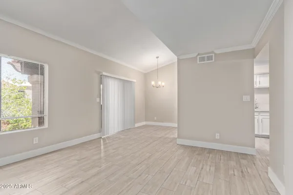 $239,999 | 3102 East Clarendon Avenue, Unit 209, Phoenix, AZ 85016