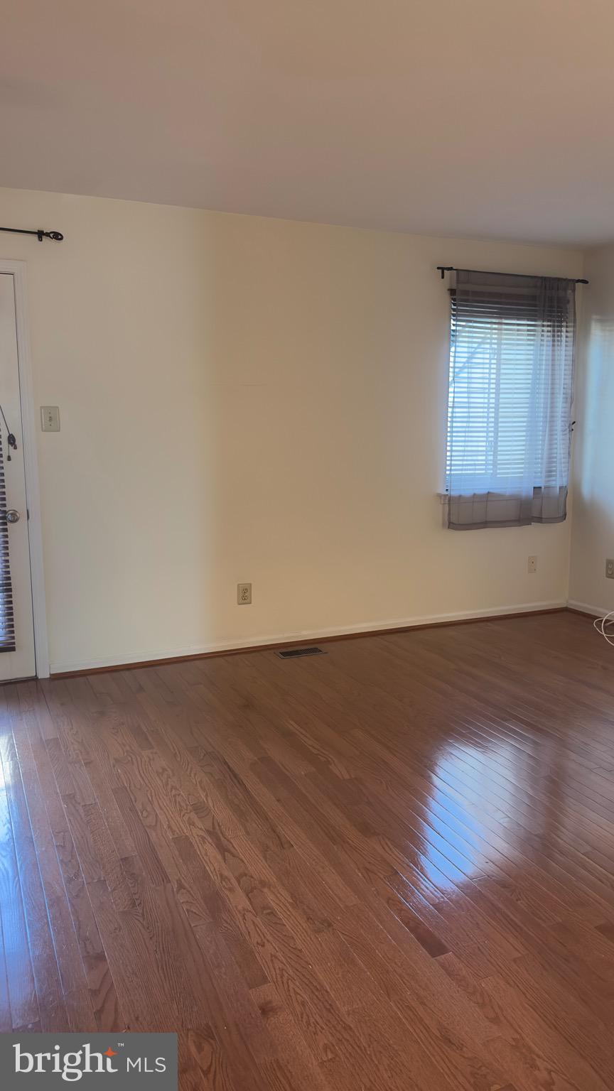 342 Brigade Court, Unit 342 Chesterbrook, PA 19087 - Photo 12 of 16 2nd bedroom