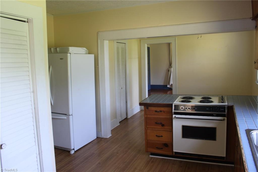 236 Brookfall Dairy Road Elkin, NC 28621 - Photo 9 of 22 Gallery Image 9
