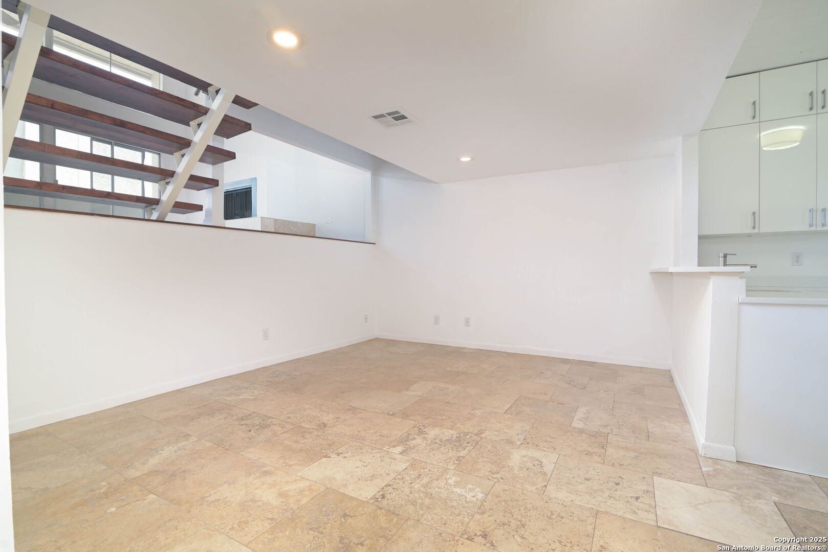 3103 Eisenhauer Road, Unit J1 San Antonio, TX 78209 - Photo 12 of 28