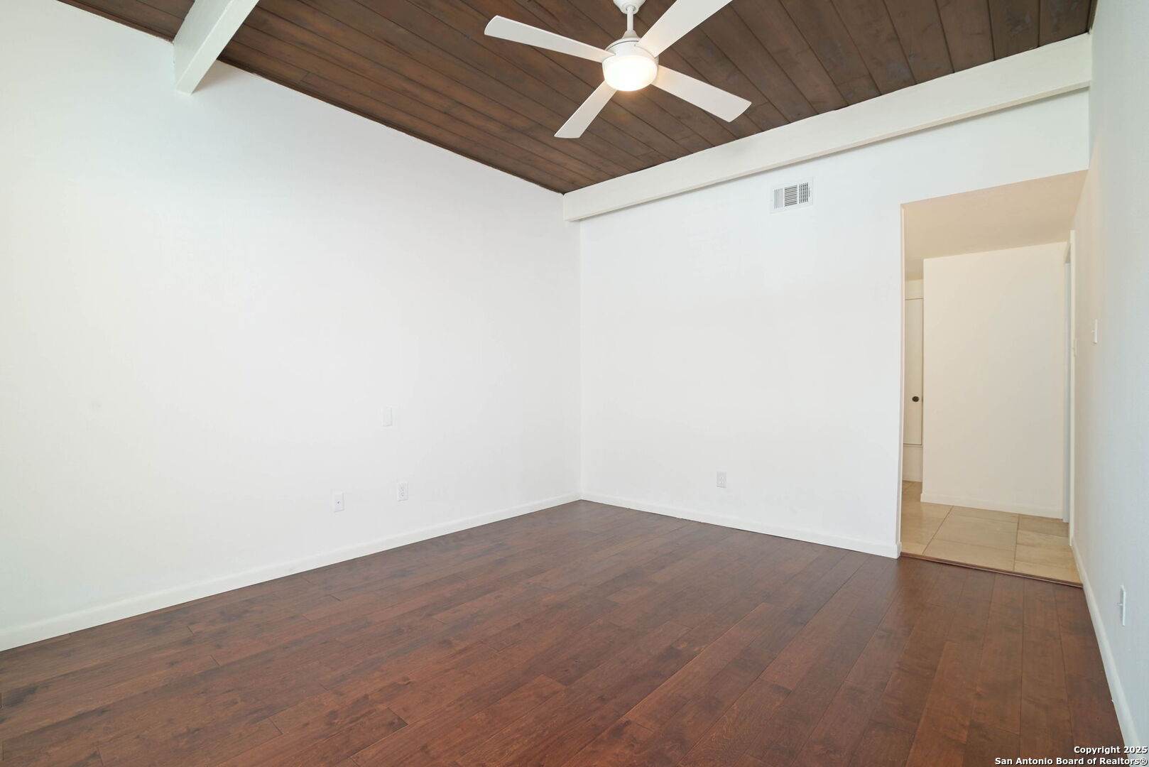 3103 Eisenhauer Road, Unit J1 San Antonio, TX 78209 - Photo 19 of 28