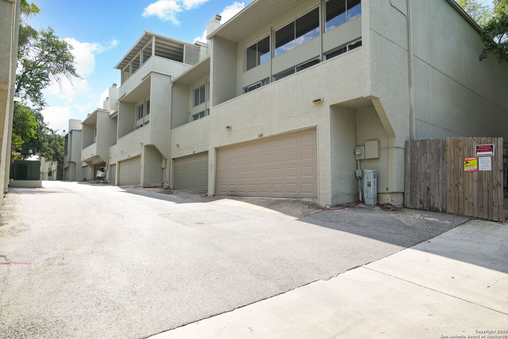 3103 Eisenhauer Road, Unit J1 San Antonio, TX 78209 - Photo 2 of 28