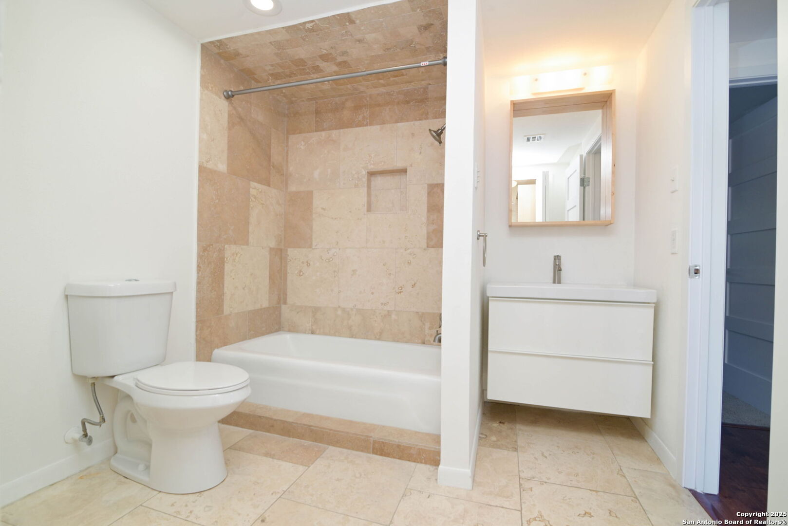 3103 Eisenhauer Road, Unit J1 San Antonio, TX 78209 - Photo 25 of 28