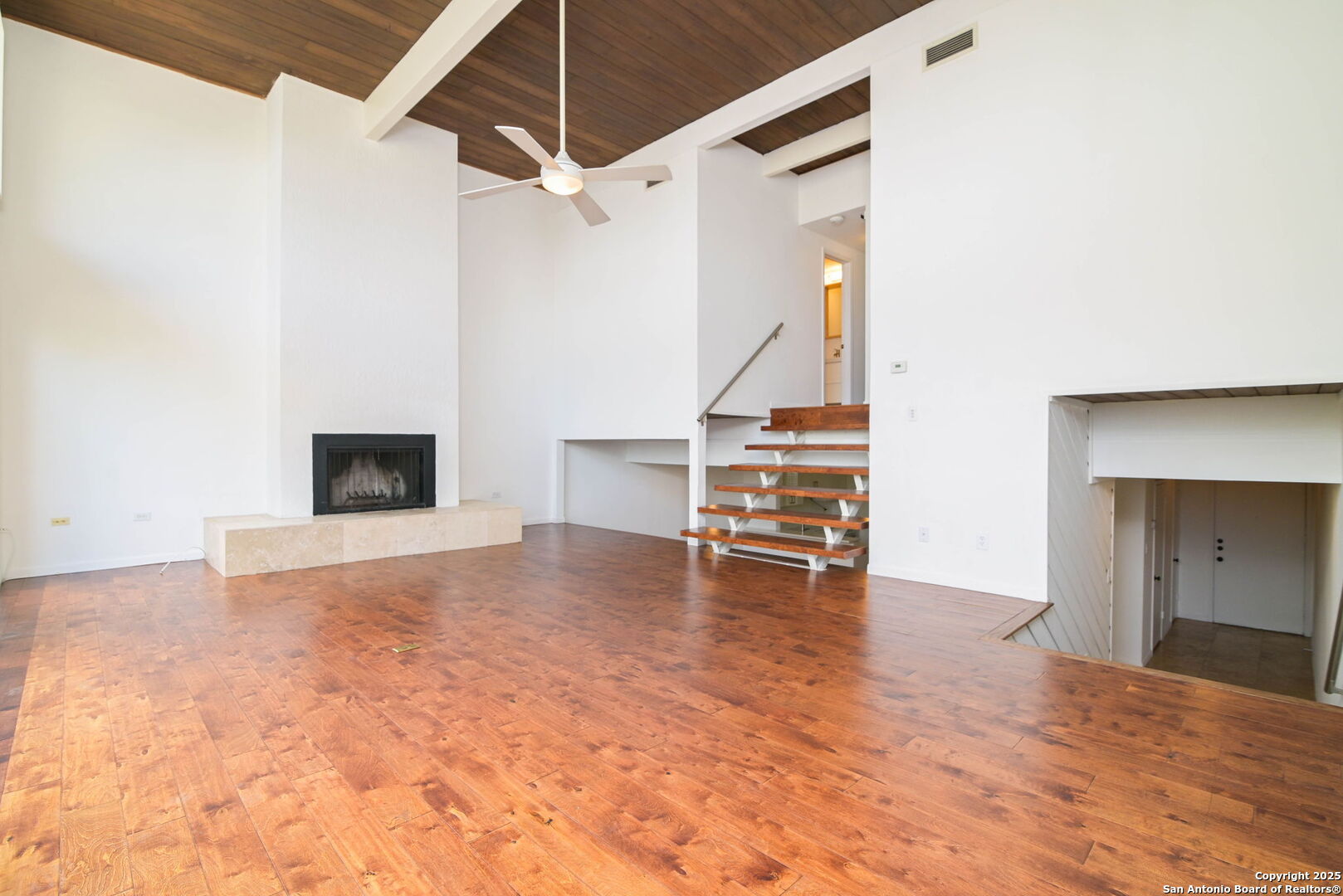 3103 Eisenhauer Road, Unit J1 San Antonio, TX 78209 - Photo 10 of 28