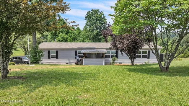 $300,000 | 202 Moosetrail Lane, Powell, TN 37849