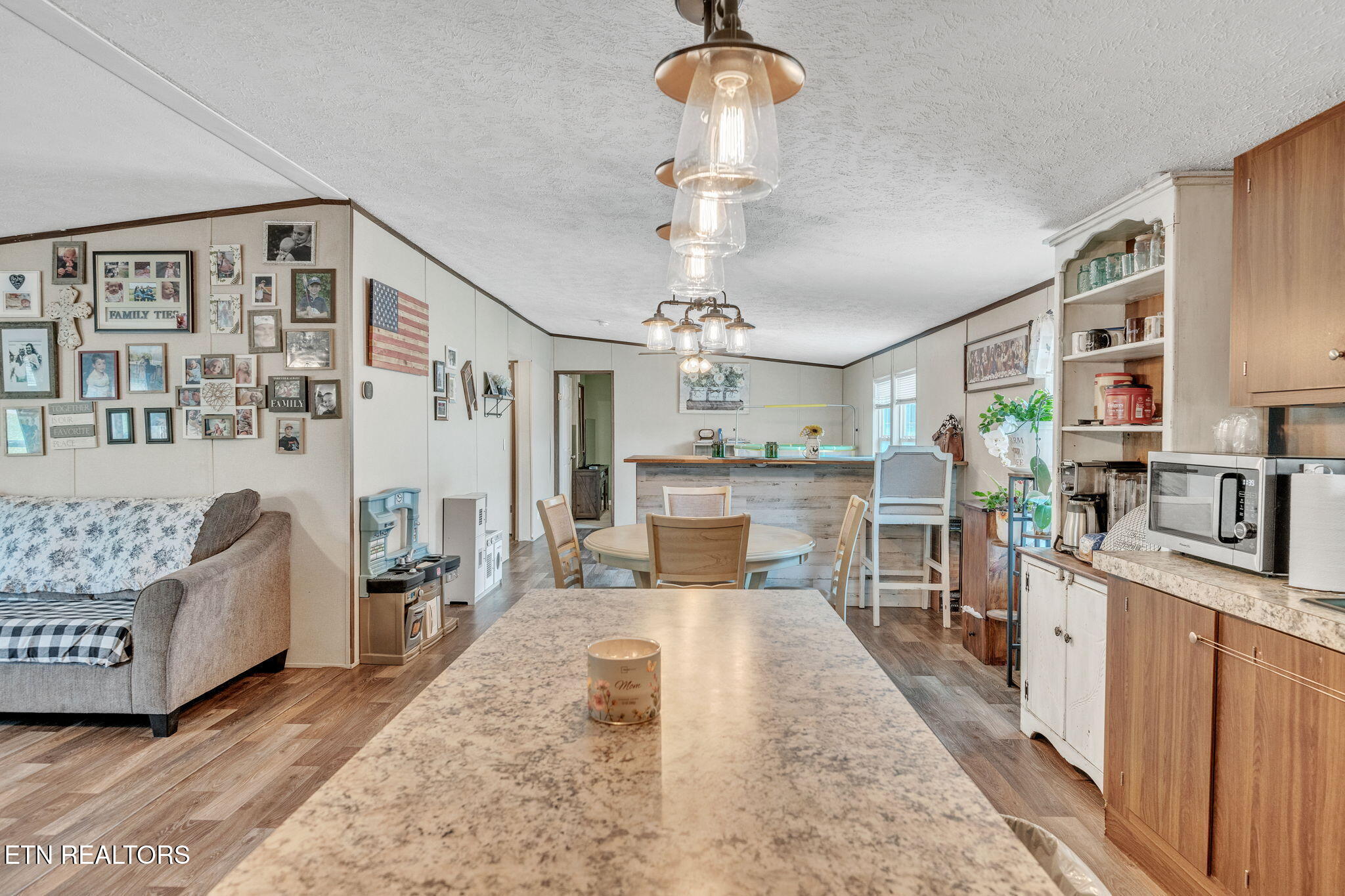 202 Moosetrail Lane Powell, TN 37849 - Photo 14 of 33 25-web-or-mls-202 Moosetrail-8356