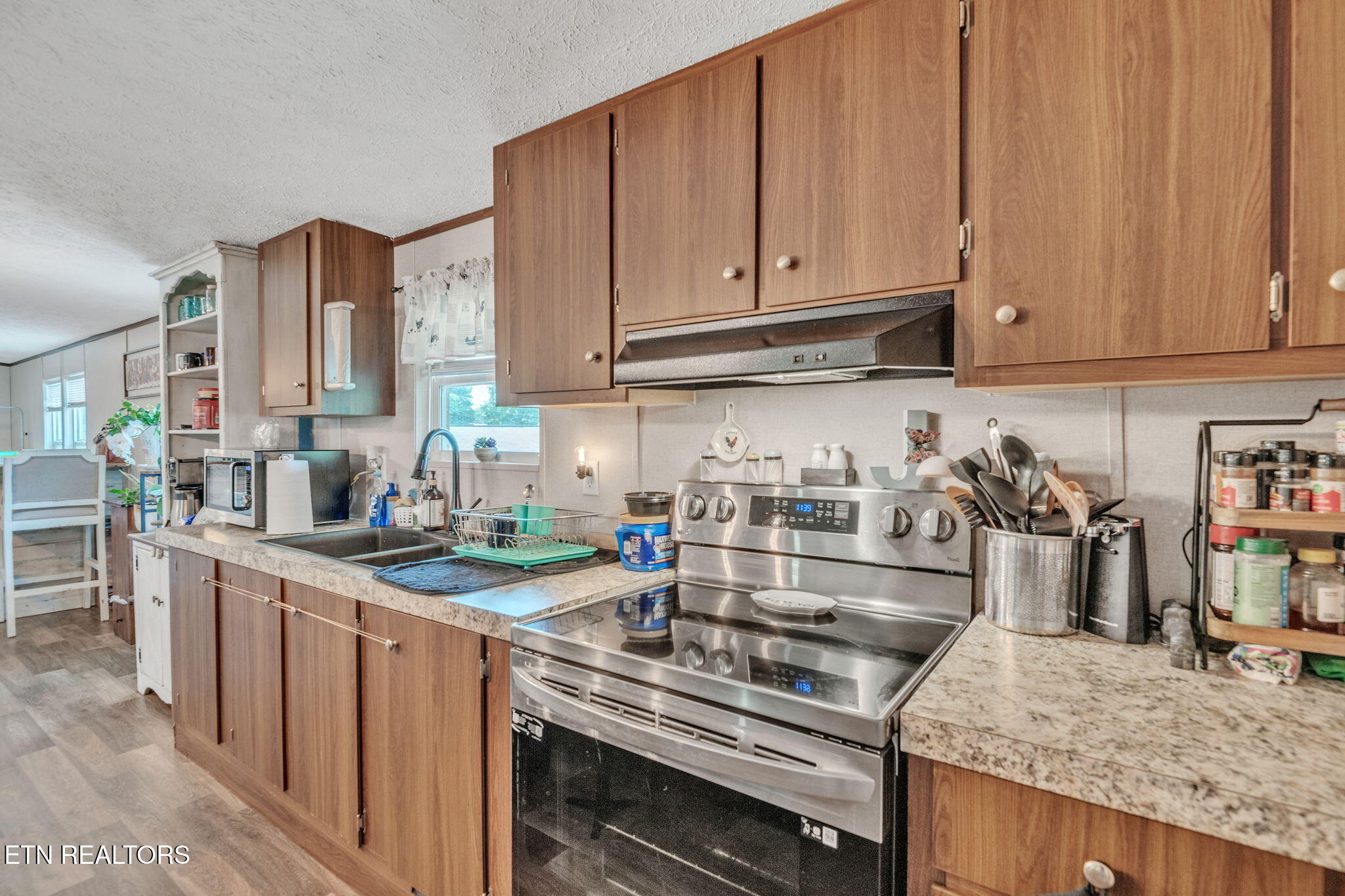 202 Moosetrail Lane Powell, TN 37849 - Photo 15 of 33 26-web-or-mls-202 Moosetrail-8361