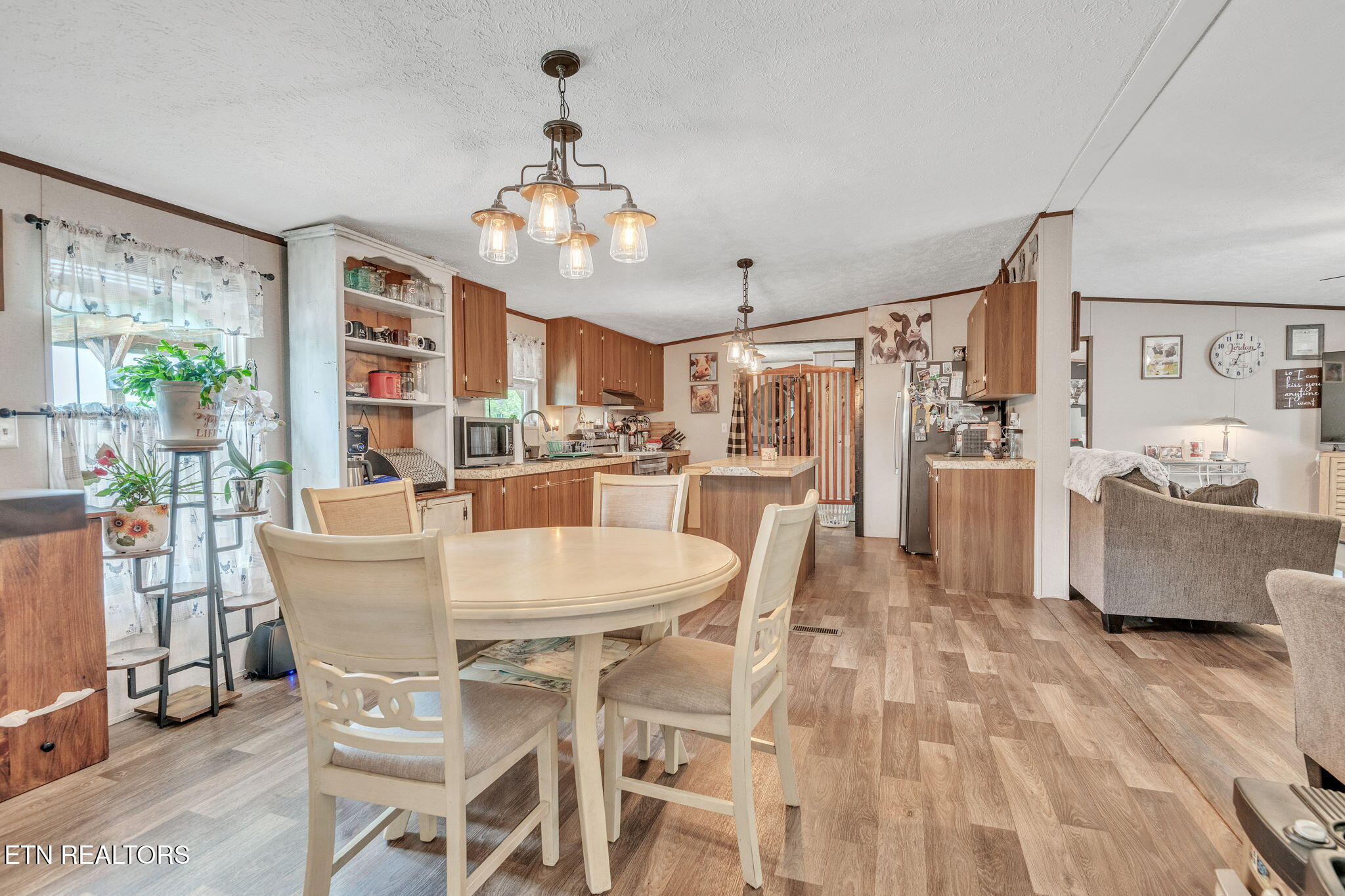 202 Moosetrail Lane Powell, TN 37849 - Photo 18 of 33 32-web-or-mls-202 Moosetrail-8391