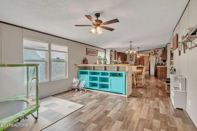 $300,000 | 202 Moosetrail Lane, Powell, TN 37849