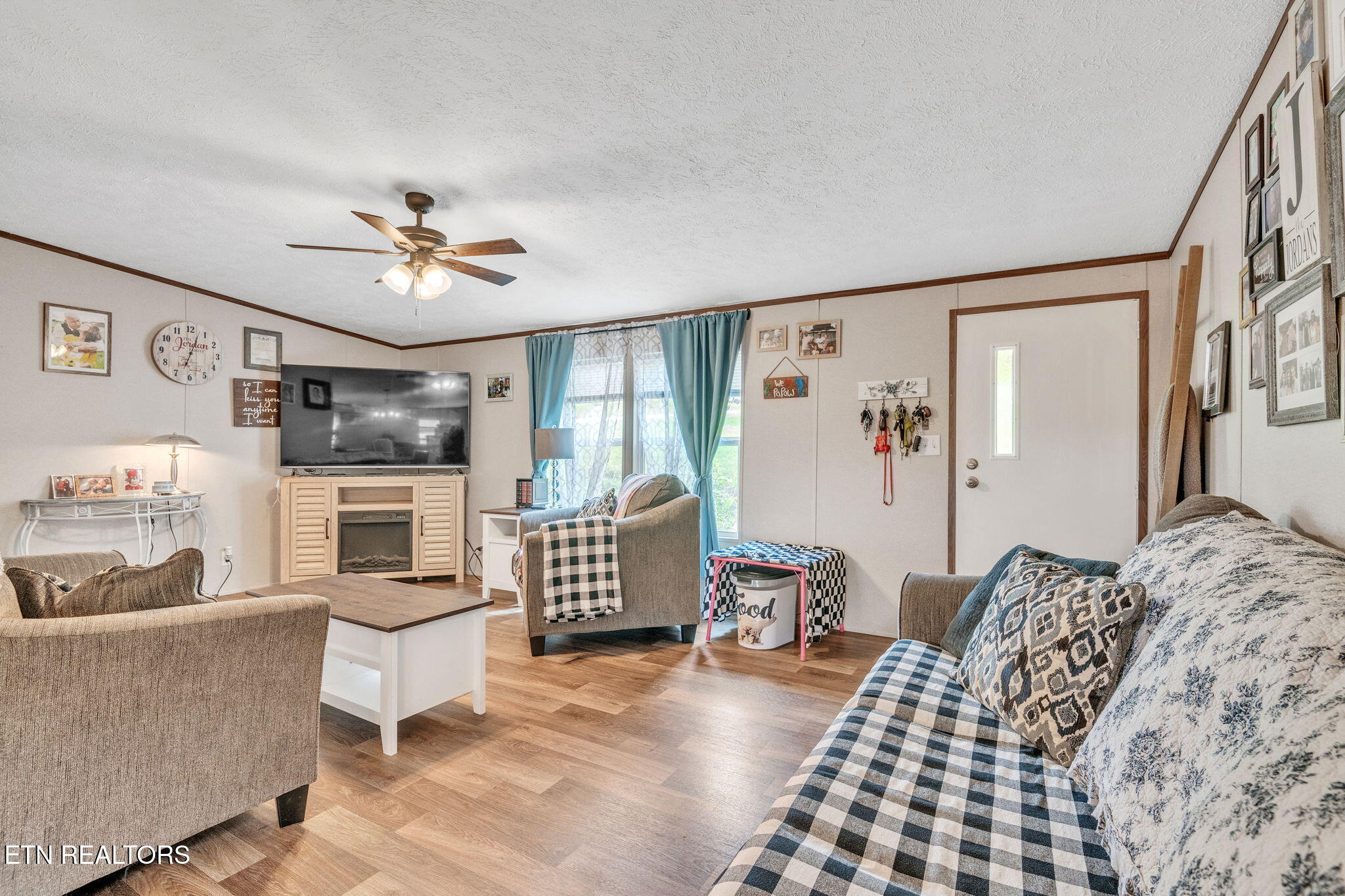 202 Moosetrail Lane Powell, TN 37849 - Photo 9 of 33 14-web-or-mls-202 Moosetrail-8301