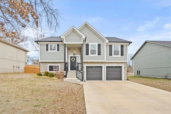 $375,000 | 9110 East 51 Street, Kansas City, MO 64133