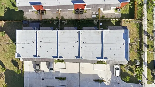 $2,600 | 936 Northwest 10th Street, Unit 3, Florida City, FL 33034