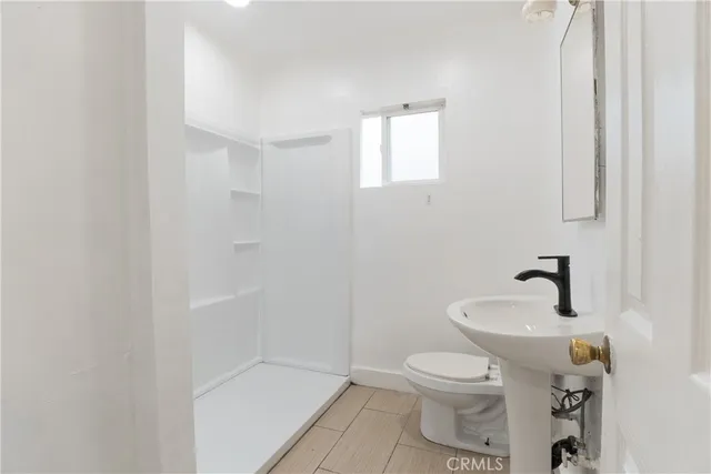 $1,900 | 921 Carob Way, Montebello, CA 90640