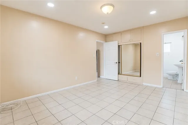 $1,900 | 921 Carob Way, Montebello, CA 90640