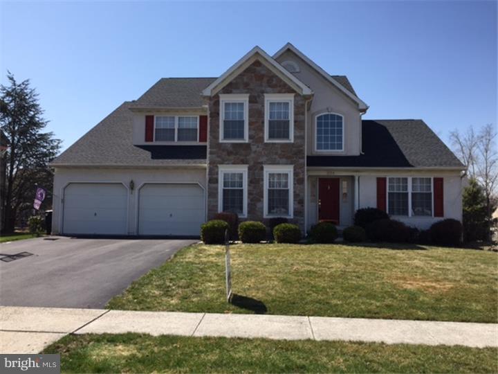 304 Elizabeth Drive Sinking Spring, PA 19608 - Photo 1 of 19 Exterior Front