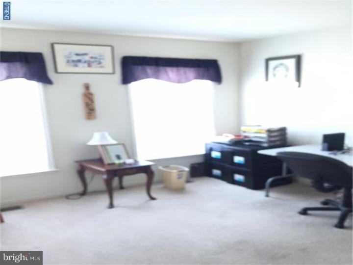 304 Elizabeth Drive Sinking Spring, PA 19608 - Photo 5 of 19 Office / Study
