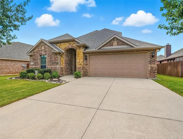 $399,900 | 3018 Fern Court, Midlothian, TX 76065
