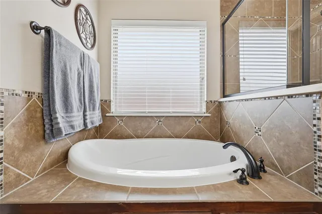 $399,900 | 3018 Fern Court, Midlothian, TX 76065