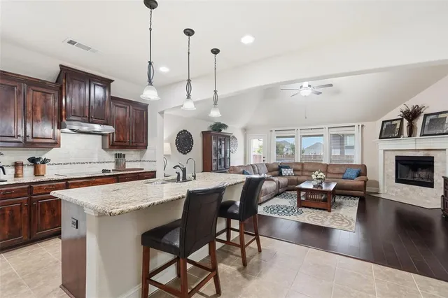 $399,900 | 3018 Fern Court, Midlothian, TX 76065