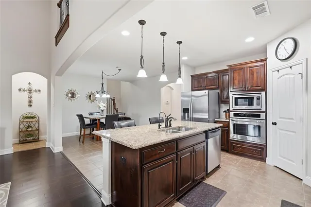 $399,900 | 3018 Fern Court, Midlothian, TX 76065