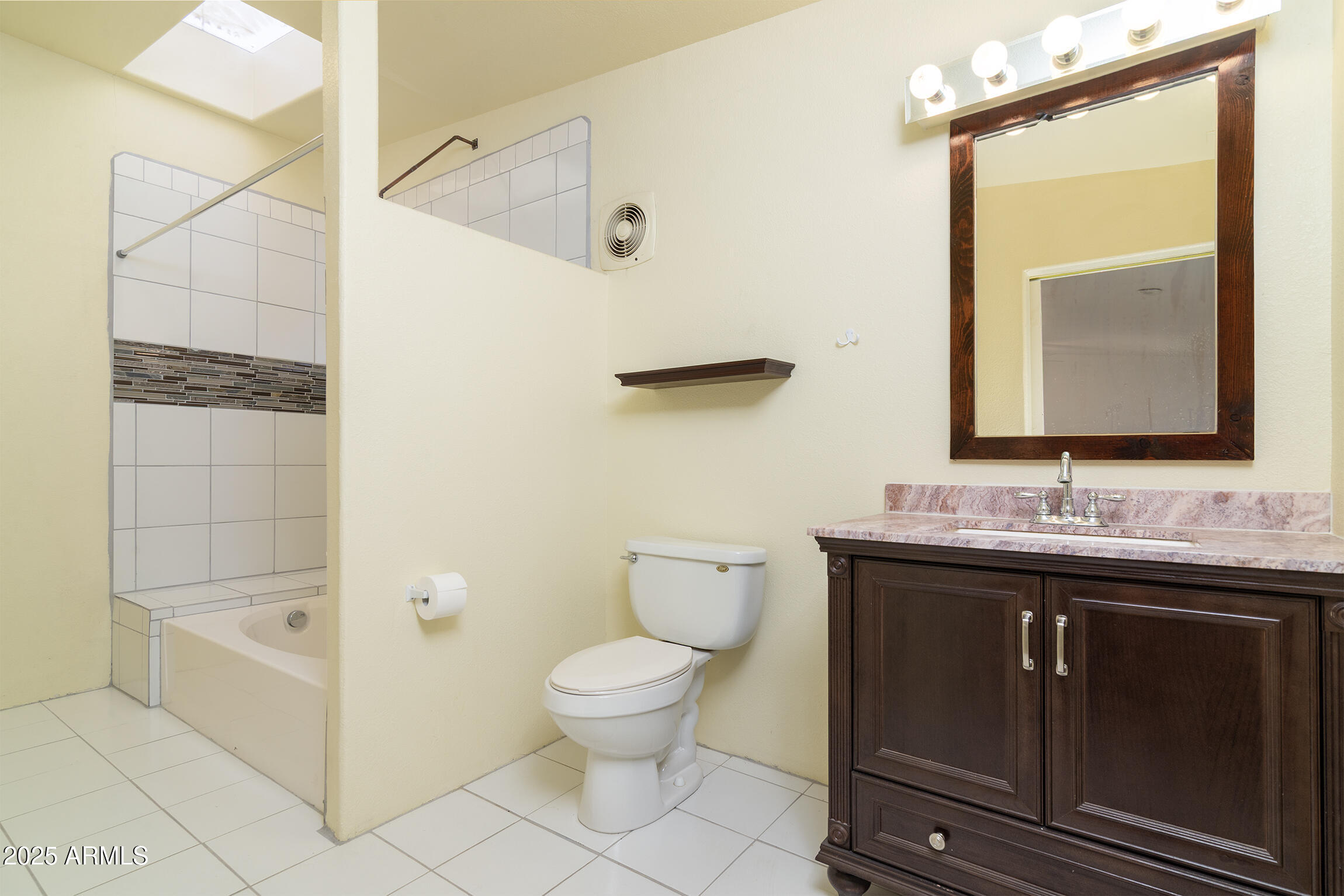 321 Bailey Street Florence, AZ 85132 - Photo 32 of 67 Guest suite Bathroom