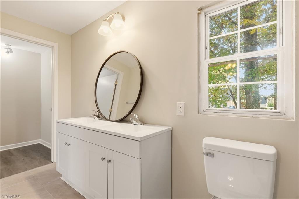 5414 Dobson Road Greensboro, NC 27410 - Photo 14 of 27