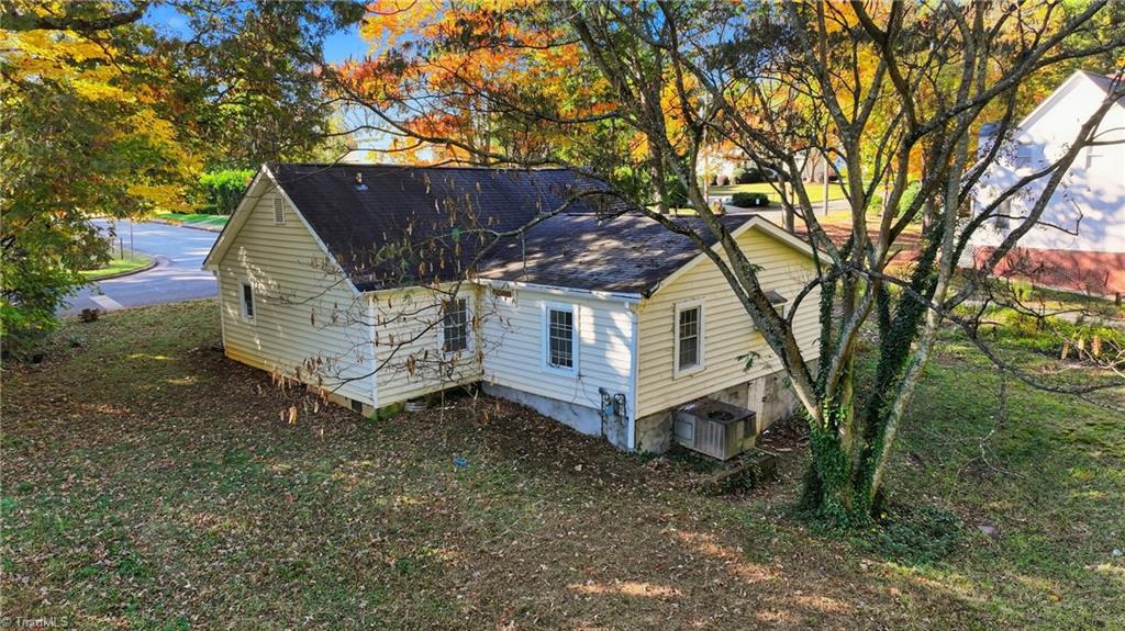 5414 Dobson Road Greensboro, NC 27410 - Photo 23 of 27