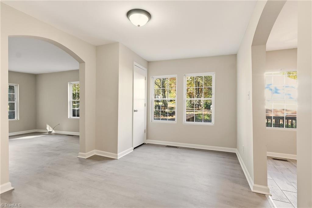 5414 Dobson Road Greensboro, NC 27410 - Photo 5 of 27