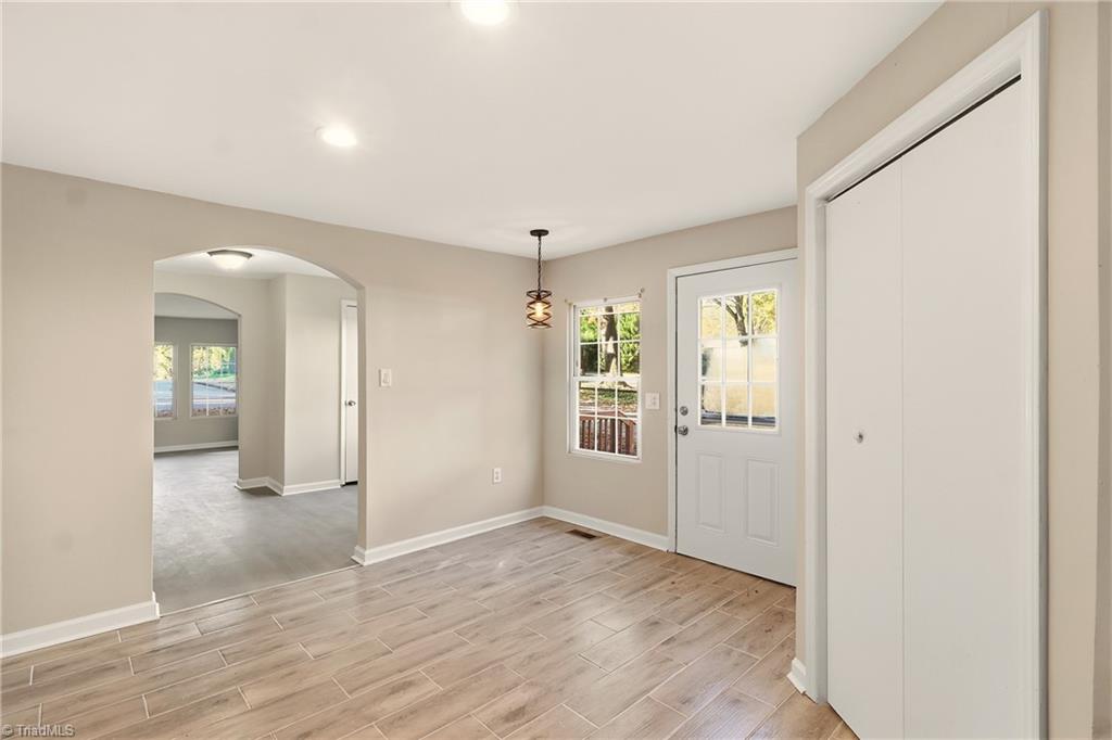 5414 Dobson Road Greensboro, NC 27410 - Photo 7 of 27