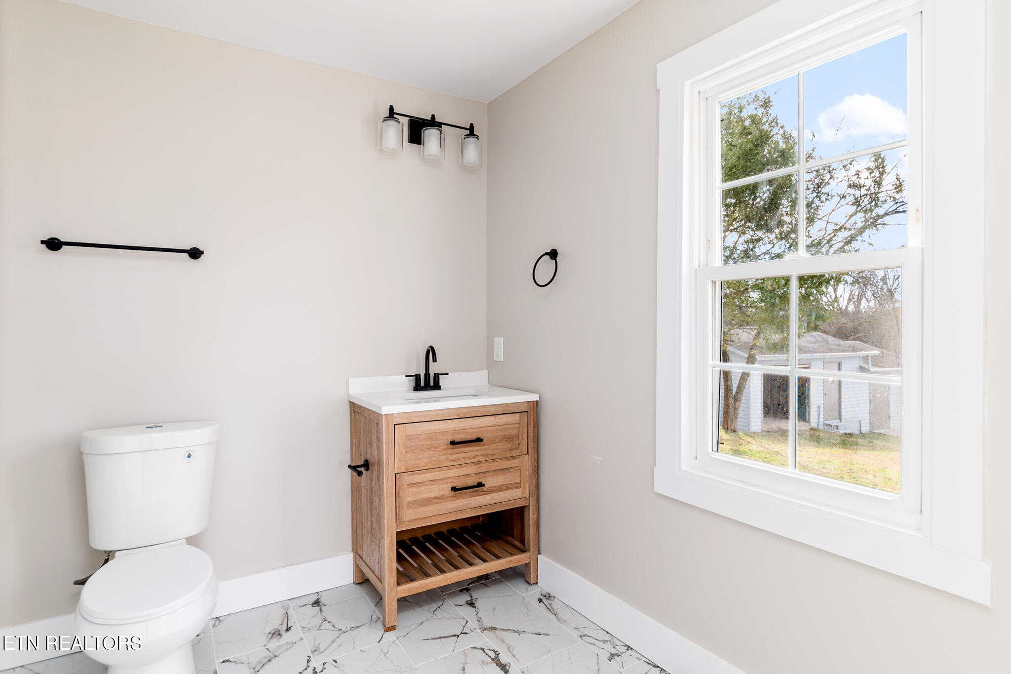 1447-1451 West Hunt Road Maryville, TN 37801 - Photo 15 of 58 1447_WHR-17