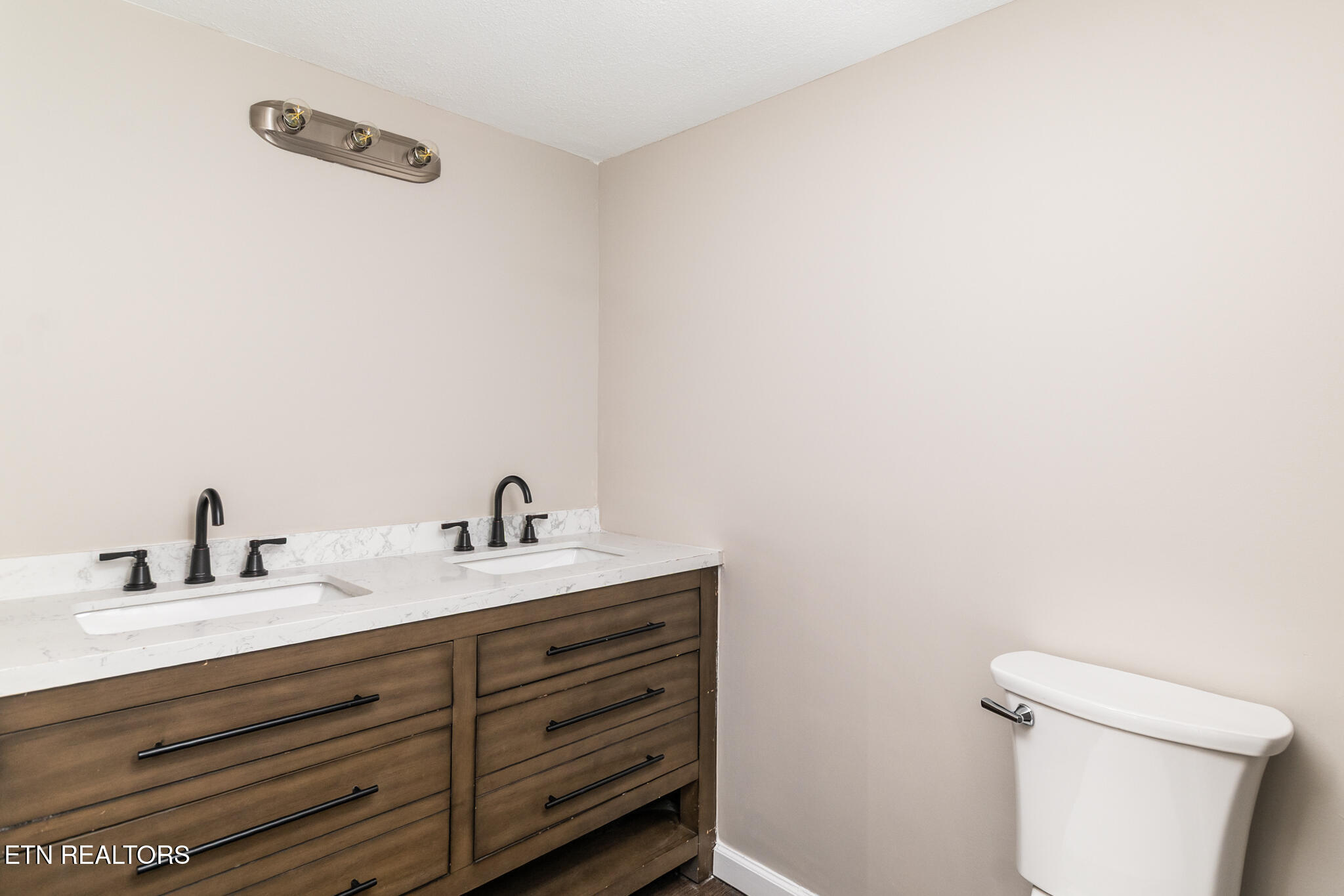 1447-1451 West Hunt Road Maryville, TN 37801 - Photo 42 of 58 1447_WHR-46