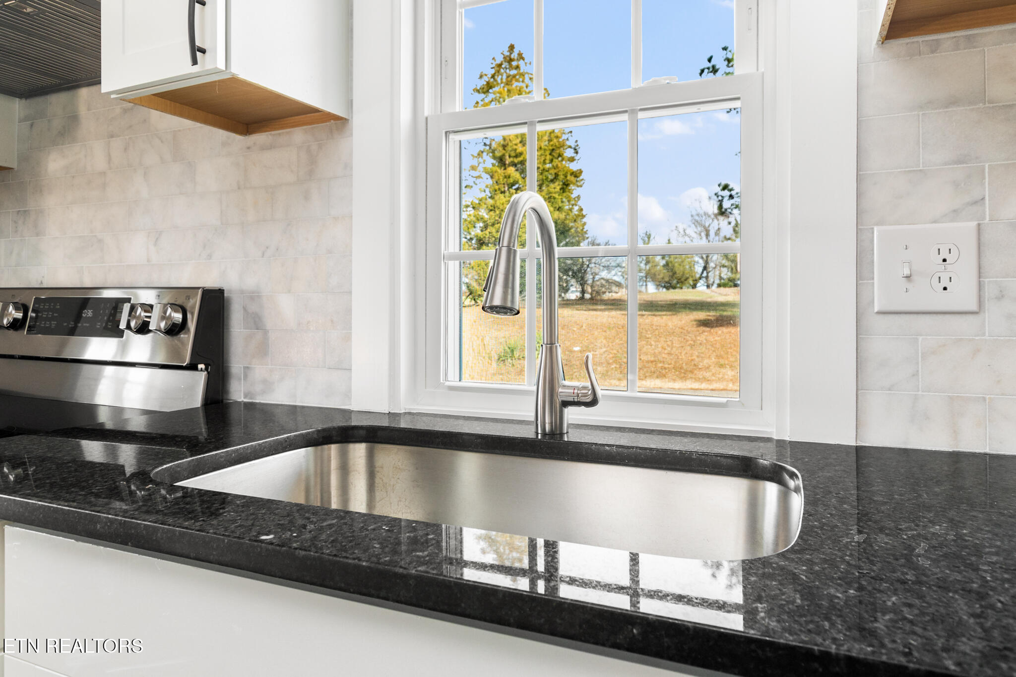 1447-1451 West Hunt Road Maryville, TN 37801 - Photo 9 of 58 1447_WHR-9