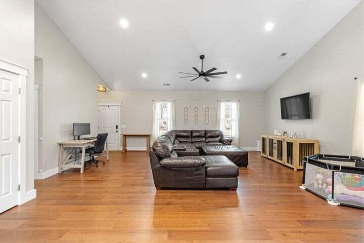 309 Meadow Walterboro, SC 29488 - Photo 15 of 29 20230322183955421181000000-o