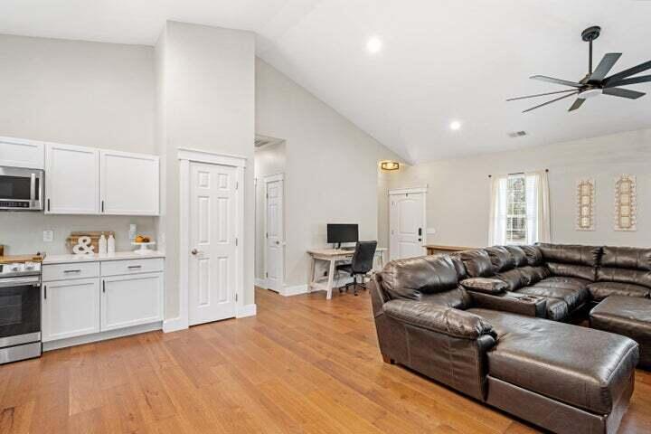 309 Meadow Walterboro, SC 29488 - Photo 16 of 29 20230322184021461948000000-o