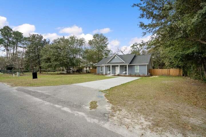 309 Meadow Walterboro, SC 29488 - Photo 4 of 29 20230322183900759317000000-o3