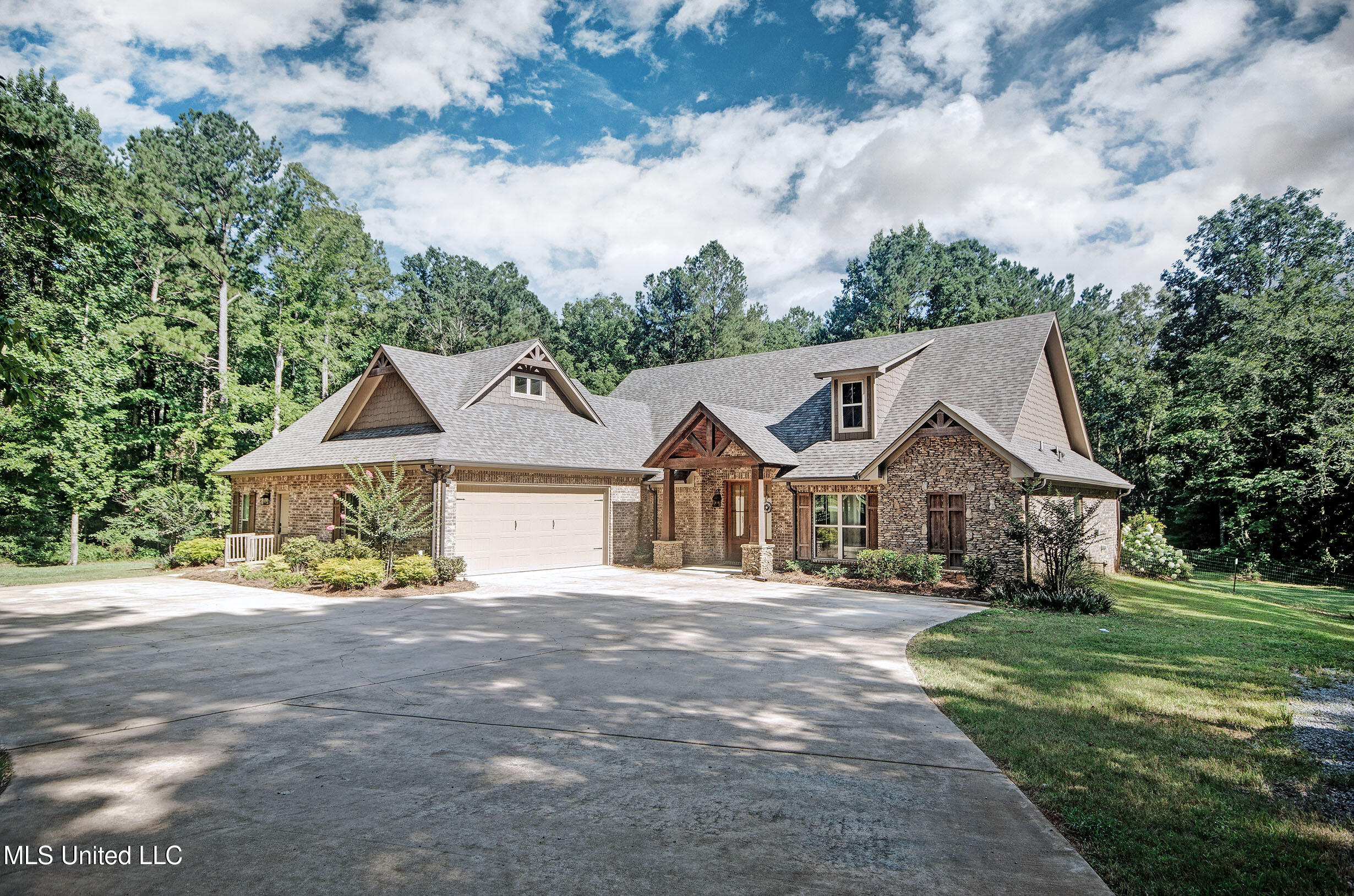 2072 Quail Hill Road Brandon, MS 39042 - Photo 1 of 53 IMGP6864_5_6