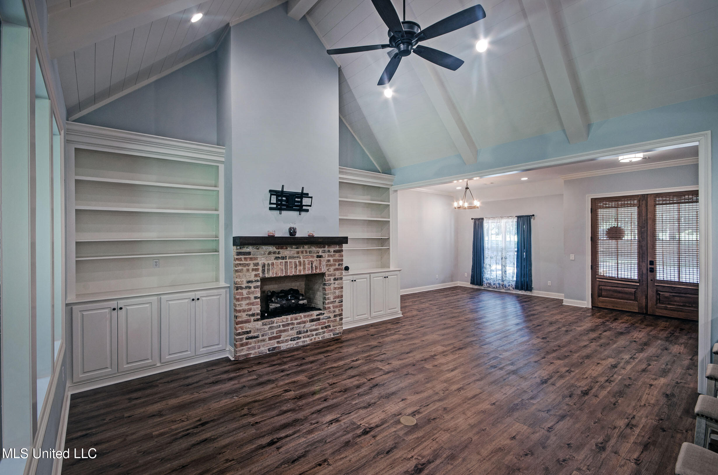 2072 Quail Hill Road Brandon, MS 39042 - Photo 2 of 53 IMGP6918_19_20