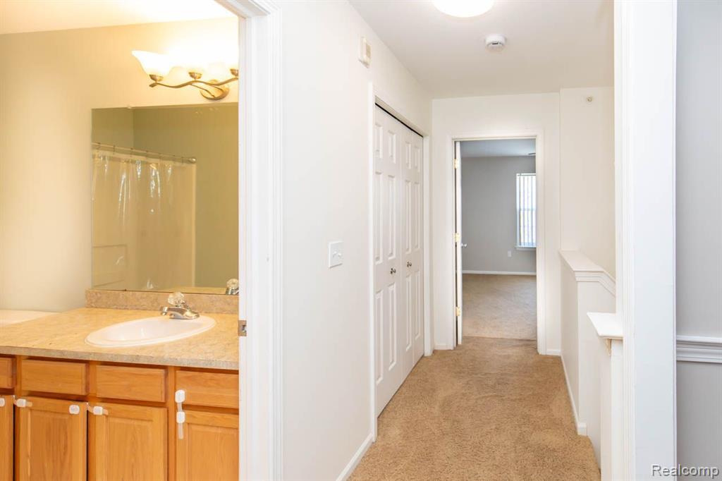 475 Cherry Orchard Road Canton, MI 48188 - Photo 33 of 46