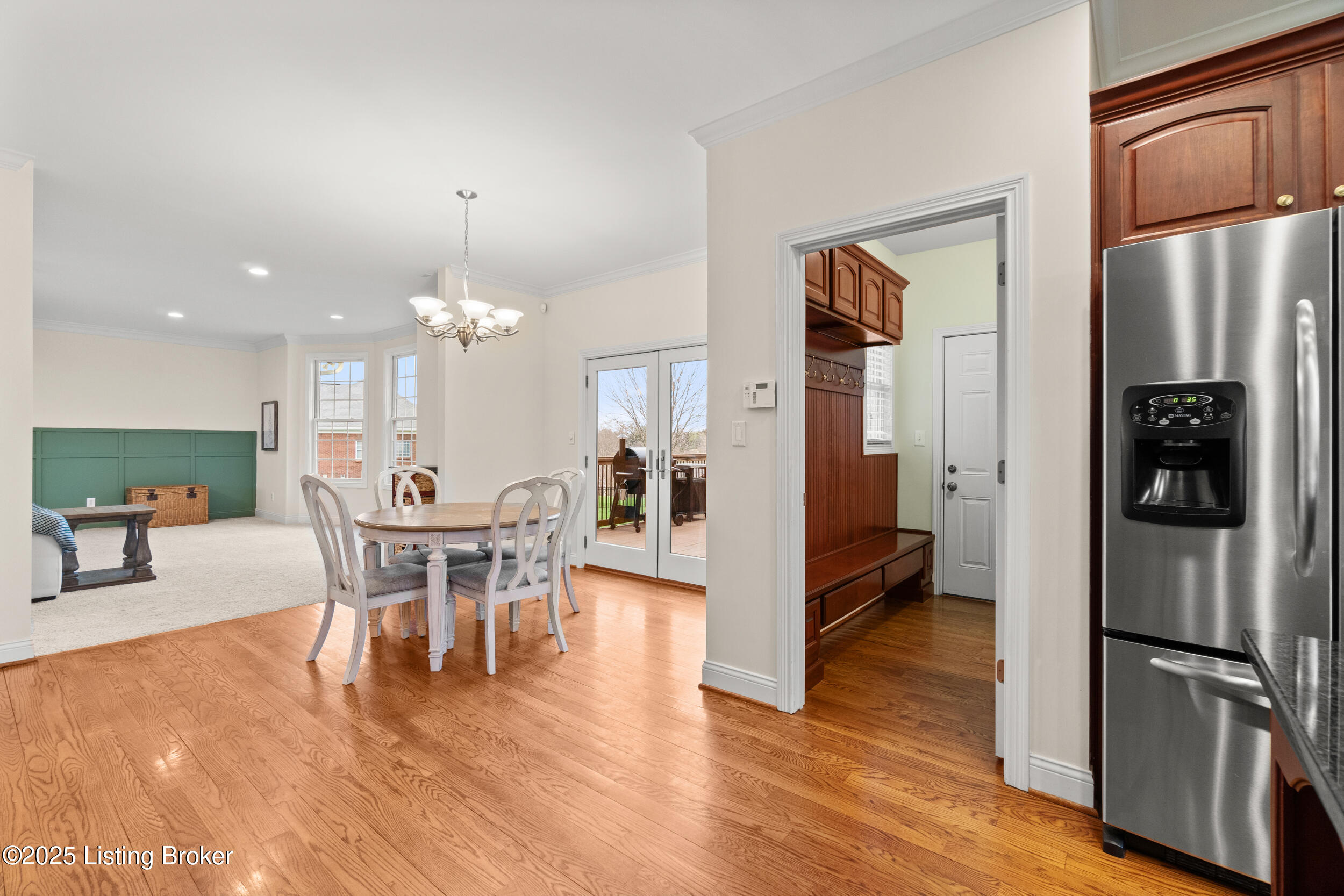 6601 Hypoint Ridge Road Crestwood, KY 40014 - Photo 12 of 65 Breakfast room to mud room