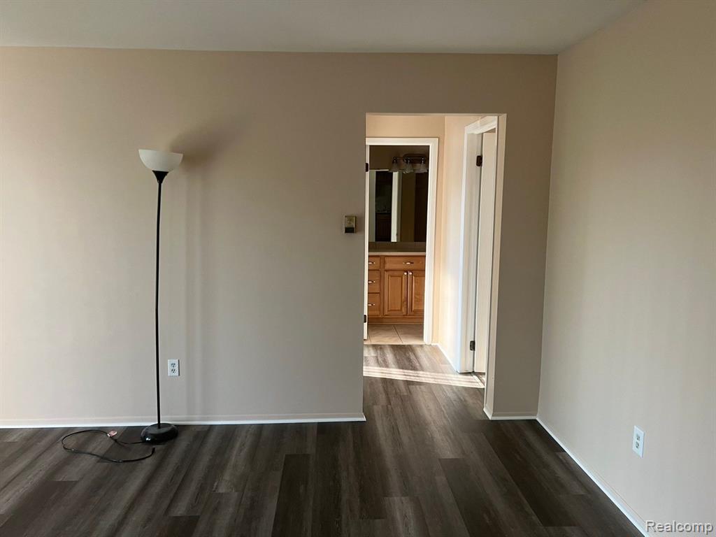 30475 West 14 Mile Road, Unit 75 Farmington Hills, MI 48334 - Photo 6 of 16