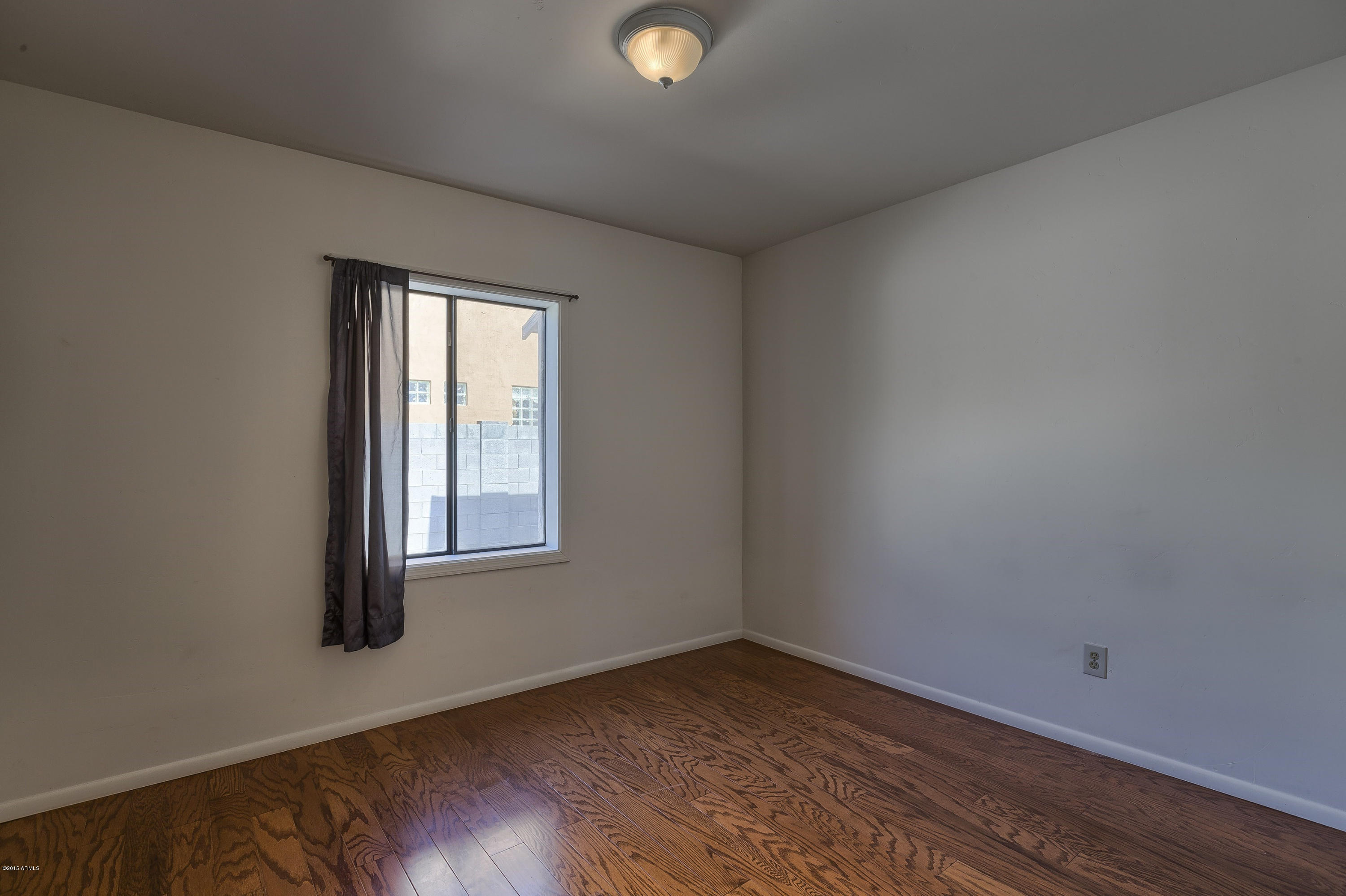 252 East Bethany Home Road Phoenix, AZ 85012 - Photo 13 of 18 013_Bedroom II