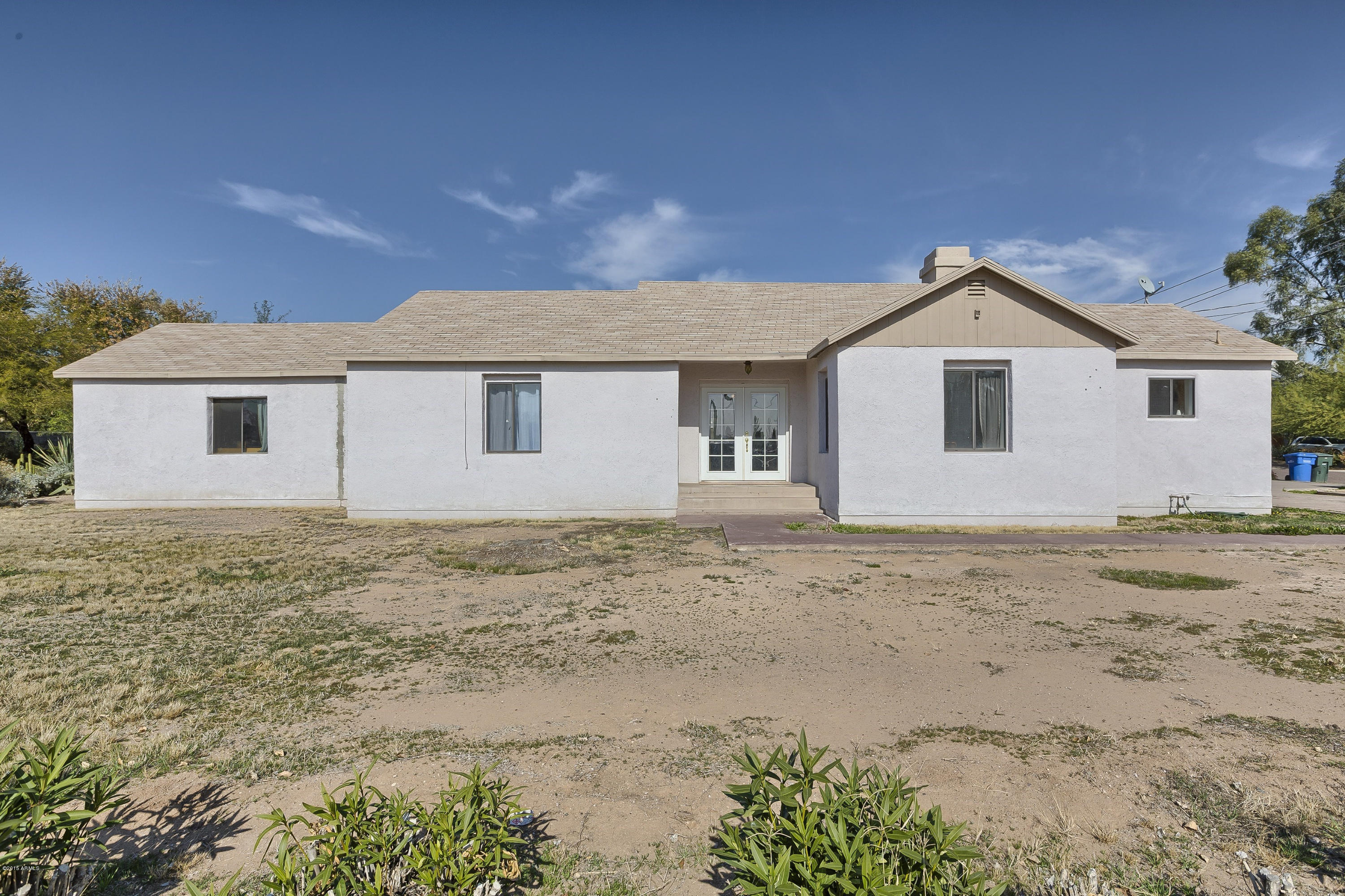 252 East Bethany Home Road Phoenix, AZ 85012 - Photo 2 of 18 001_Front