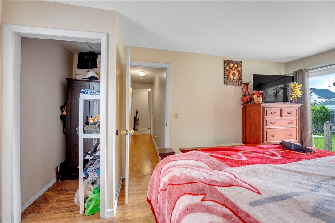 103 Appleton Street Cranston, RI 02910 - Photo 20 of 24