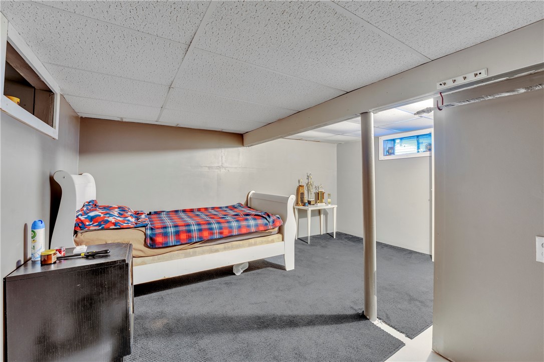 103 Appleton Street Cranston, RI 02910 - Photo 22 of 24