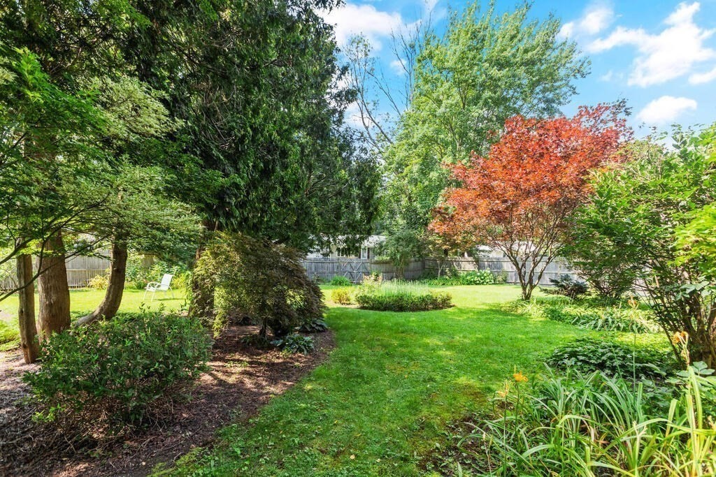 36 Sharon Road Hamilton, MA 01982 - Photo 22 of 29 Gallery Image 22