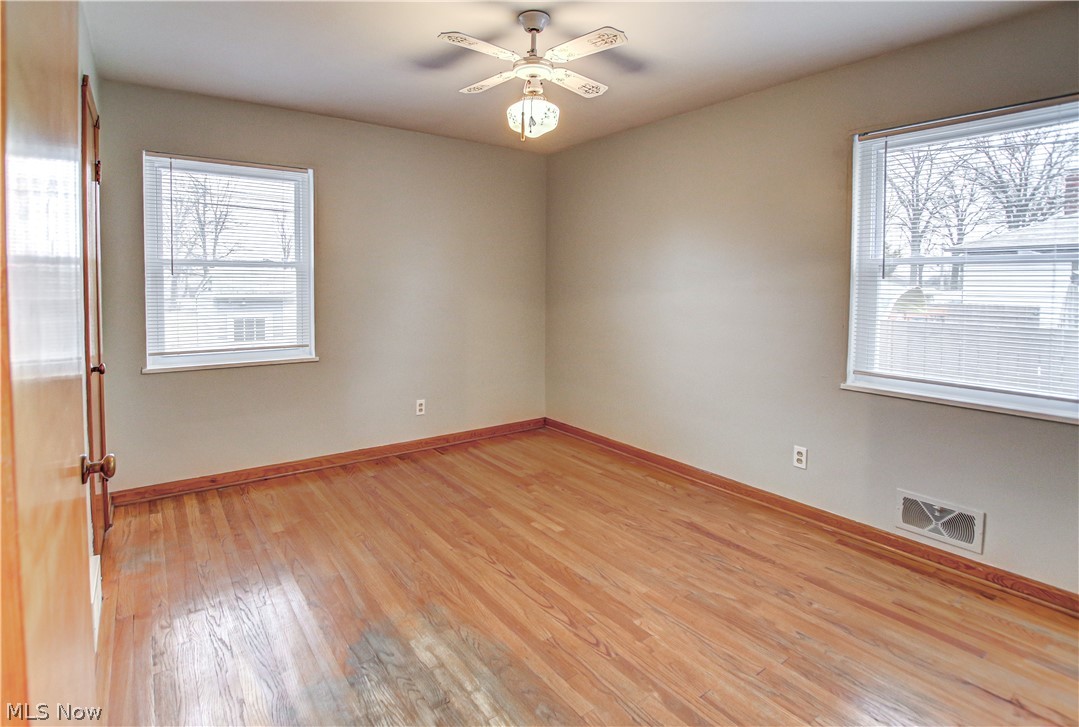 5910 Ridgewood Avenue Parma, OH 44129 - Photo 20 of 22