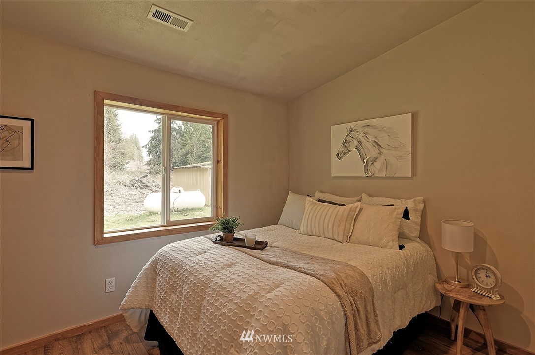 26402 Tronson Road Arlington, WA 98223 - Photo 14 of 30 Gallery Image 14