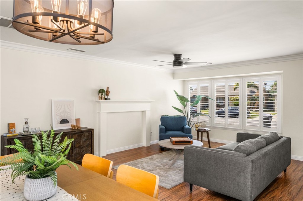 2152 North Greenbrier Road Long Beach, CA 90815 - Photo 11 of 49 Gallery Image 11