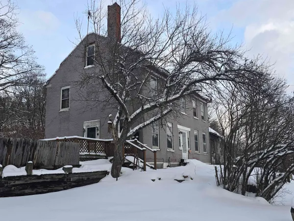 $145,000 | 130 Sunapee Street, Newport, NH 03773